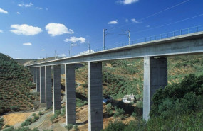 ep viaducto de la linea de ave sevilla madrid a su paso por la provincia de cordoba ep viaducto de la linea de ave sevilla madrid a su paso por la provincia de cordoba
