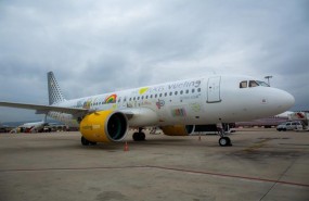 ep vueling presentaa320neonuevo vinilado kids para celebrardia un