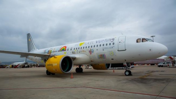 ep vueling presentaa320neonuevo vinilado kids para celebrardia un