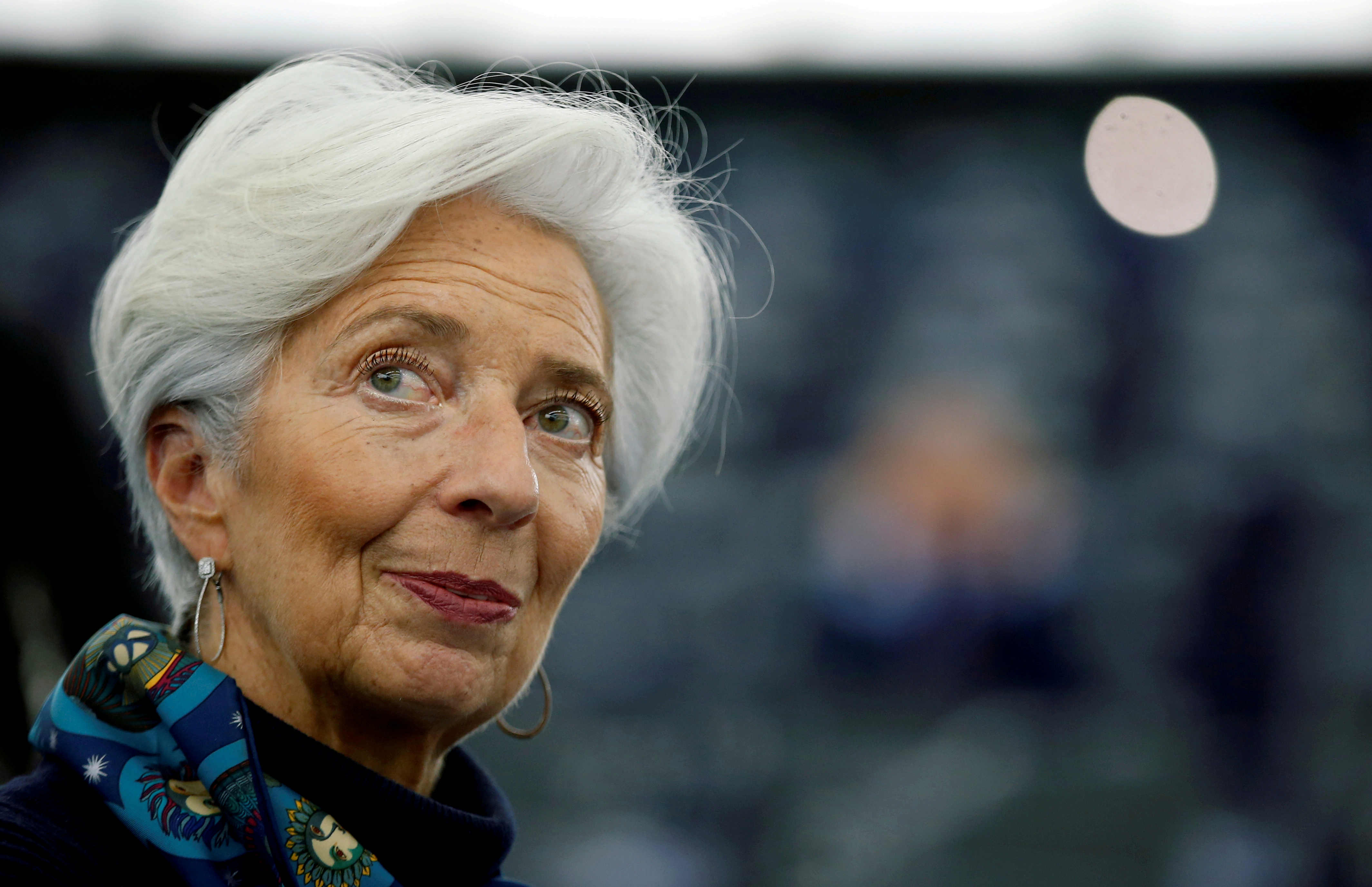 le-pire-est-passe-mais-la-reprise-sera-irreguliere-selon-lagarde-bce