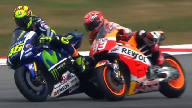 ROSSI PATADA MARQUEZ