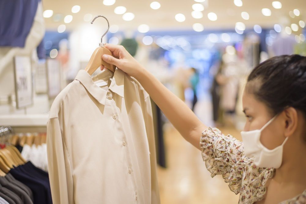 ¿Financiar las compras en la tienda o en el banco? La letra pequeña de los créditos al 0%