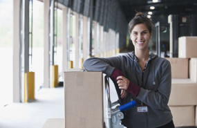 asendia women e paq smiling 