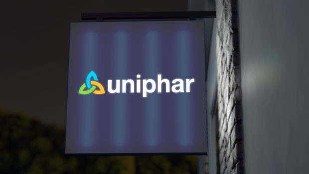 dl uniphar plc objectif produits de consommation de base soins personnels pharmacies et épiceries détaillants de médicaments logo 20230228