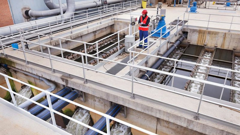 ep archivo   depuradora de agua en la cartuja zaragoza