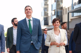 ep archivo   i d el presidente del gobierno pedro sanchez y la ministra de vivienda y agenda urbana