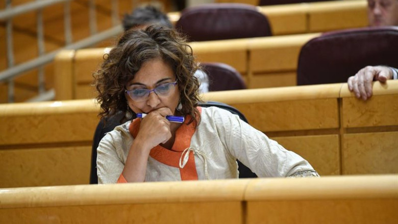 ep archivo la ministra de hacienda y funcion publica maria jesus montero en una sesion de control ep archivo la ministra de hacienda y funcion publica maria jesus montero en una sesion de control