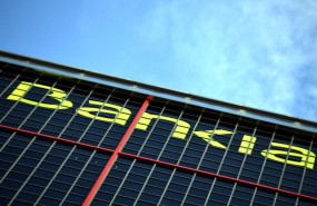 ep archivo   logo de la entidad bancaria bankia en su sede en una de las torres kio de madrid