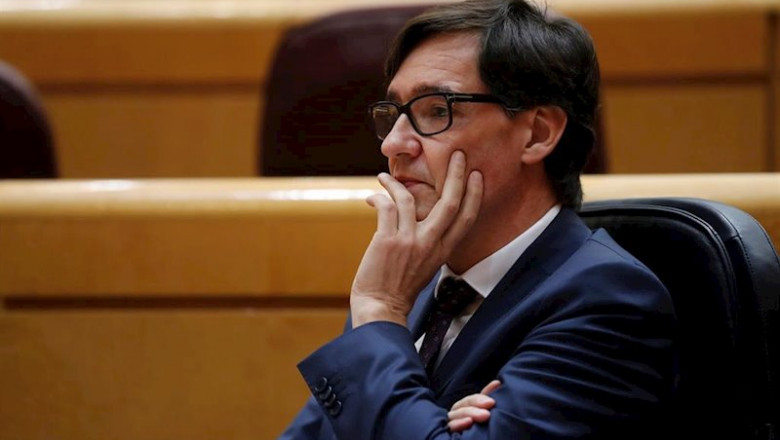 El ministro de Sanidad, Salvador Illa, durante la primera sesión de control al Gobierno en el Senado desde la declaración del estado de alarma por el coronavirus. En Madrid (España) a 21 de abril de 2020. | Pool ep el ministro de sanidad salvador illa durante la primera sesion de control al gobierno en el
