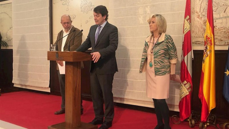 El presidente de la Junta, Alfonso Fernández Mañueco, junto al vicepresidente, Francisco Igea, y la consejera de Sanidad, Verónica Casado. | EUROPA PRESS ep el presidente de la junta alfonso fernandez manueco junto al vicepresidente francisco igea y la