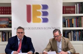 ep el presidente del iee inigo fernandez de mesa de y el director general gregorio izquierdo d