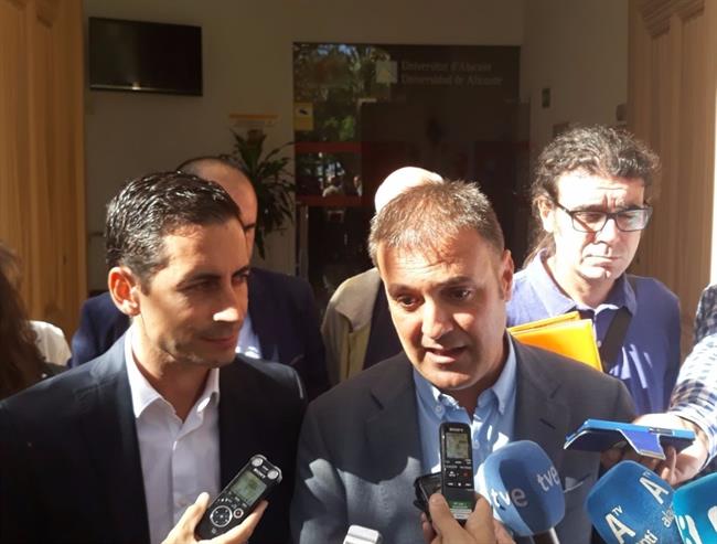 Fernández Bielsa y Natxo Bellido, este lunes en Alicante | EUROPA PRESS ep fernandez bielsanatxo bellido este lunesalicante
