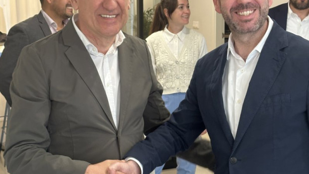 ep firma del acuerdo de colaboracion entre cemex y ensenyem