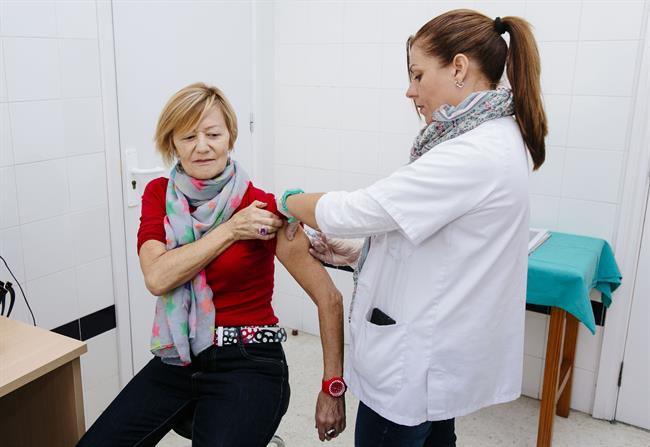 Inicio de la campaña de vacunación contra la gripe | CEDIDO POR GOBIERNO DE CANARIAS ep iniciola campanavacunacionla gripe
