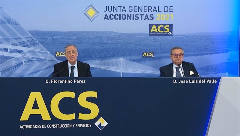 ACS mantiene su oferta por las autopistas italianas, pero estudia otras alternativas