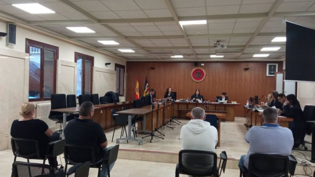 ep los cuatro condenados durante el juicio en la audiencia provincial