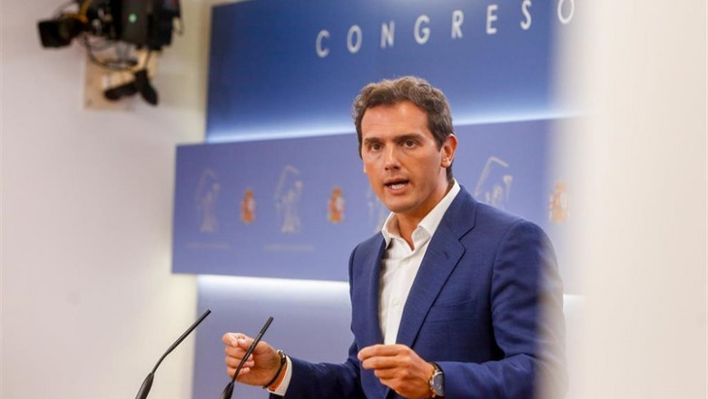 El presidente de Ciudadanos, Albert Rivera, ofrece una rueda de prensa sobre asuntos de actualidad en el Congreso de los Diputados. | Ricardo Rubio - Europa Press ep presidenteciudadanos albert rivera ofreceruedaprensaasuntosactualidadcongresolos diputados