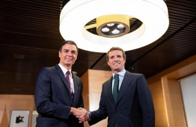 ep presidentegobiernofunciones pedro sanchez se reunepablo casadocongresolos diputadoshablarla investidura