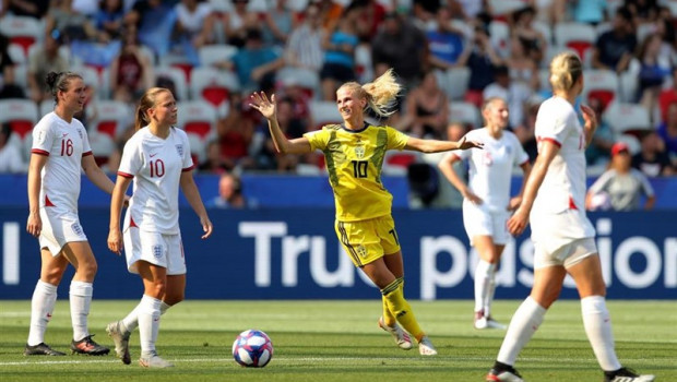 ep sofia jakobsson celebragolsuecia-inglaterramundialfrancia