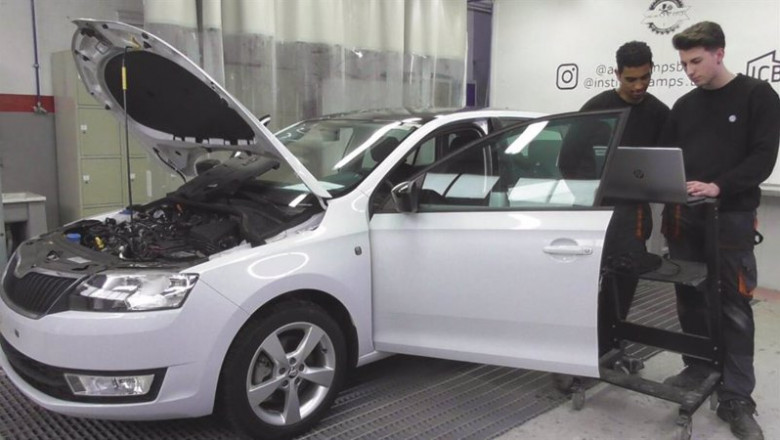 Talentia, el programa de RSC de Volkswagen Group España Distribución para impulsar el empleo juvenil | VOLKSWAGEN GROUP ESPAÑA DISTRIBUCIÓN ep talentia el programa de rsc de volkswagen group espana distribucion para impulsar el empleo