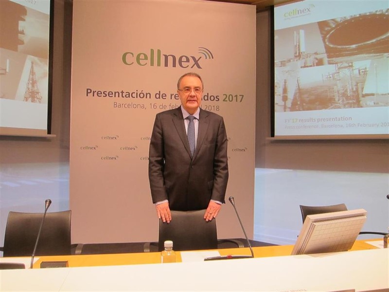 JPMorgan apuesta por Cellnex y aconseja evitar Telefónica en 2020