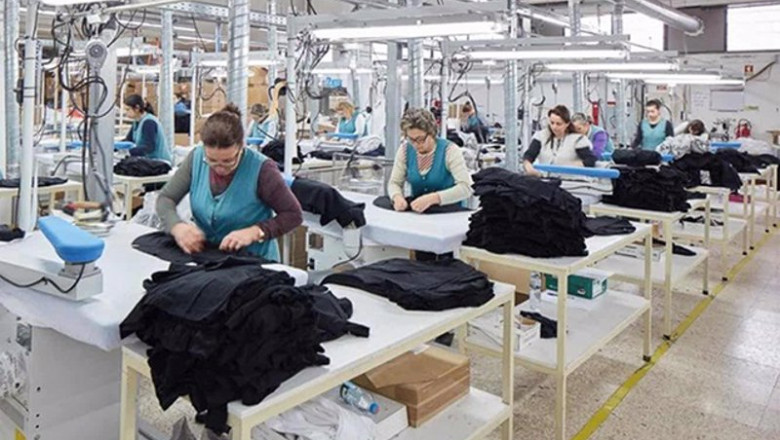 UGT FICA ep trabajadoras de la industrial del textil y la confeccion