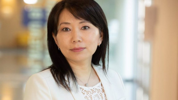 ep xioyan hua schwab nueva responsable de comunicacion de dacia y lada