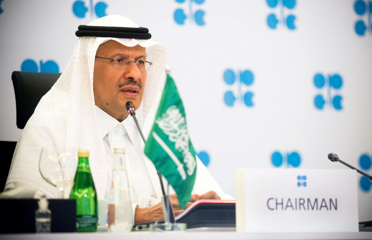 El petróleo sigue subiendo tras la advertencia de Bin Salman a los especuladores
