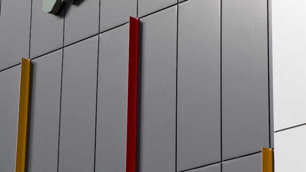 ep adif compania publica titular y gestora de la red ferroviaria