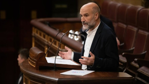 ep archivo   el diputado del bng nestor rego interviene durante una sesion plenaria en el congreso