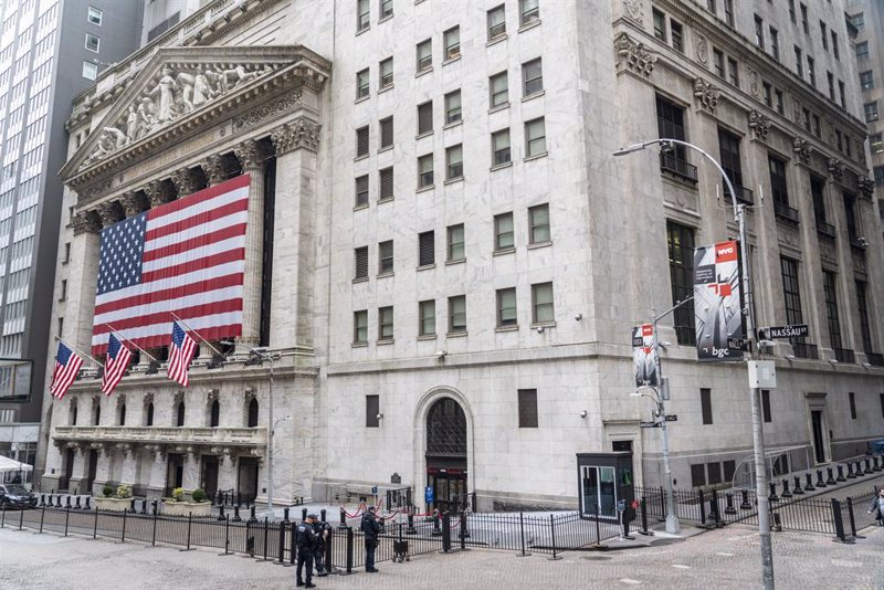 Wall Street se desploma tras un mal dato de inflación en Estados Unidos