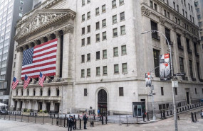 ep archivo   march 20 2020   new york stock exchange on wall street