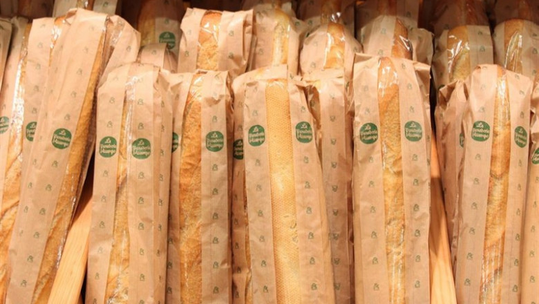 Barras de pan en una panadería. | EUROPA PRESS - Archivo ep barras de pan en una panaderia