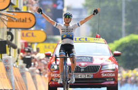 ep ciclista italiano matteo trentin mitchelton-scott celebratriunfola etapa 17tour2019