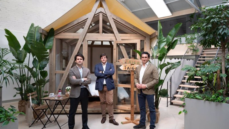 ep de izquierda a derecha agustin medina y borja de la rica promotores de taiga campings and resorts ep de izquierda a derecha agustin medina y borja de la rica promotores de taiga campings and resorts