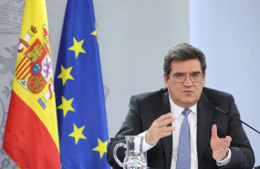 ep el ministro de inclusion seguridad social y migraciones jose luis escriva interviene durante la