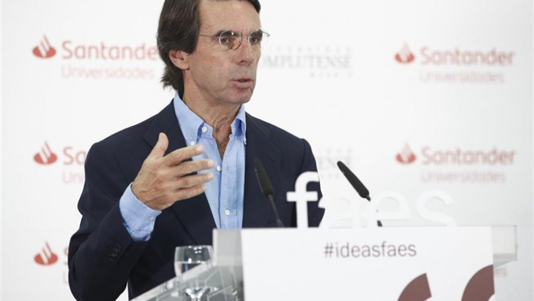 El expresidente del Gobierno y presidente de la Fundación FAES, José María Aznar, ofrece la conferencia de clausura del curso 'España: calidad democrática, cohesión y futuro del bienestar' dentro de los Cursos de verano de El Escorial 2019. | Eduardo Parra - Europa Press ep expresidentegobiernopresidentela fundacion faes jose maria aznar ofrececonferenciaclausuracurso espana calidad democratica cohesionfuturobienestar dentrolos cursosveranoescorial 2019