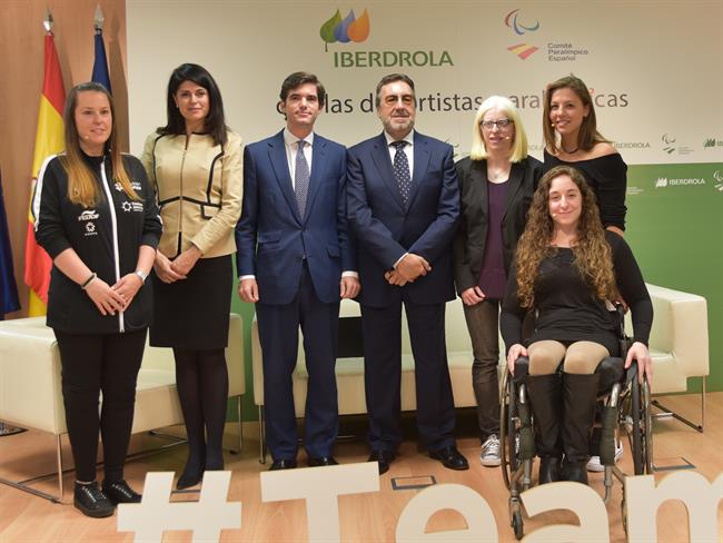 Fina junto a De Otaola, Glez Castaño, Carballeda, Rodríguez, Marqués y Zabala | PRENSA CSD ep finaa de otaola glez castano carballeda rodriguez marqueszabala