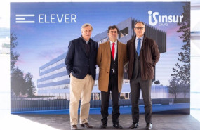 ep grupo insur realiza la puesta de bandera de elever el nuevo edificio de ofinas de madrid