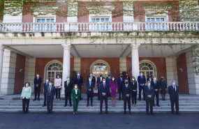 ep la junta de gobierno de amchamspain recibida en la moncloa por el presidente del gobierno pedro