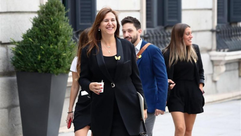 ep la portavozjunts per catalunacongreso laura borrs allegadacongresolos diputadosla segunda sesiondebateinvestiduracandidato socialistala presidenciagobierno