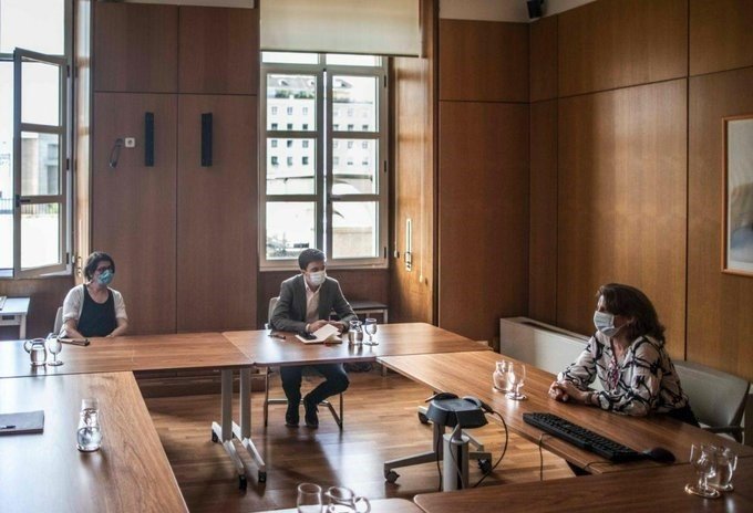 ep la vicepresidenta de transicion ecologica teresa ribera se reune con los diputados de mas pais