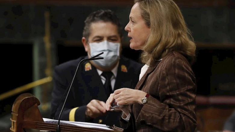 La vicepresidenta tercera del Gobierno y ministra de Asuntos Económicos y Transformación Digital, Nadia Calviño, durante el pleno posterior a la primera sesión de control al Ejecutivo celebrada en el Congreso desde que se declaró el estado de alarma el pa | Pool ep la vicepresidenta tercera del gobierno y ministra de asuntos economicos y transformacion digital 20200427192403