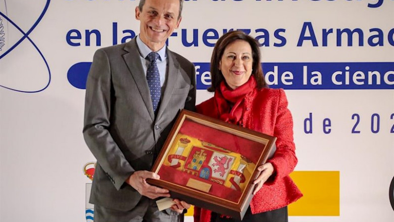 ep los ministros de ciencia e innovacion pedro duque y de defensa margarita robles