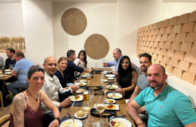 amigos y clientes durante la inauguracin 20240524153903 