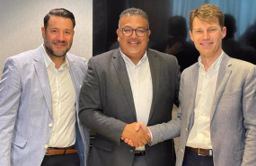 ep archivo   firma del contrato de minsait indra con nv elmar