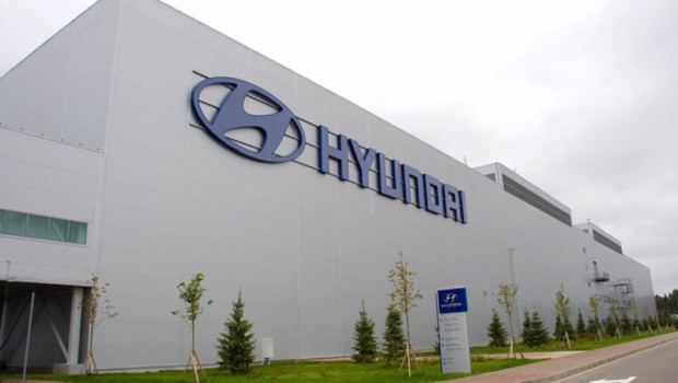 ep archivo   fitch sube la calificacion de riesgo de credito a la rgo plazo a a  a hyundai y kia