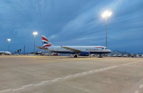 ep archivo   llegada de un a 320 de british airways al aeropuerto sevillano