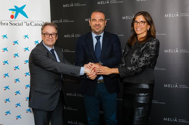 Convenio entre Meliá Hotels International y 'la Caixa' | MELIÁ HOTELS INTERNATIONAL ep conveniomelia hotels international y la caixa