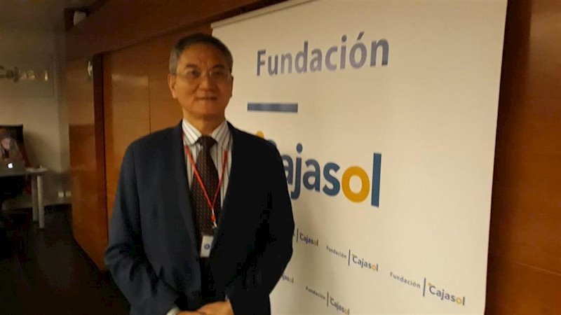 ep el academico correspondiente de la rae lu jingsheng